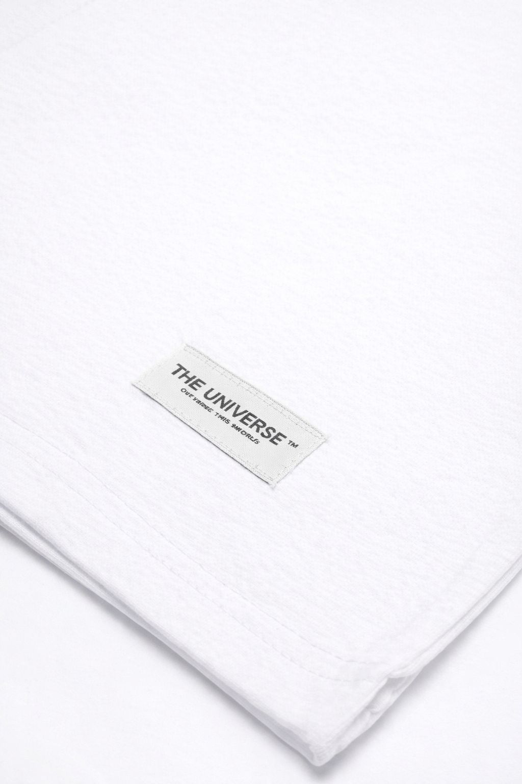 playera-unisex-detalle